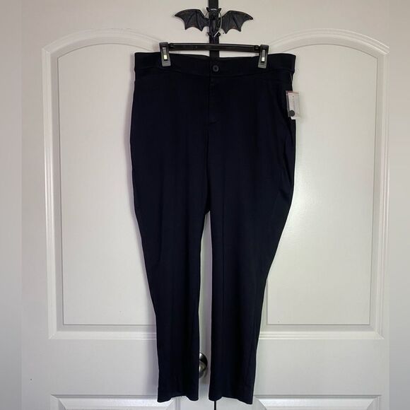 Catherines Black Universal Pant Smoothing Stretchy, Comfortable NWT size 16WP - Picture 1 of 12
